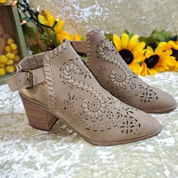 Ivanka Trump Womens Dora Block-Heel Booties NWB - Picture 6 of 8